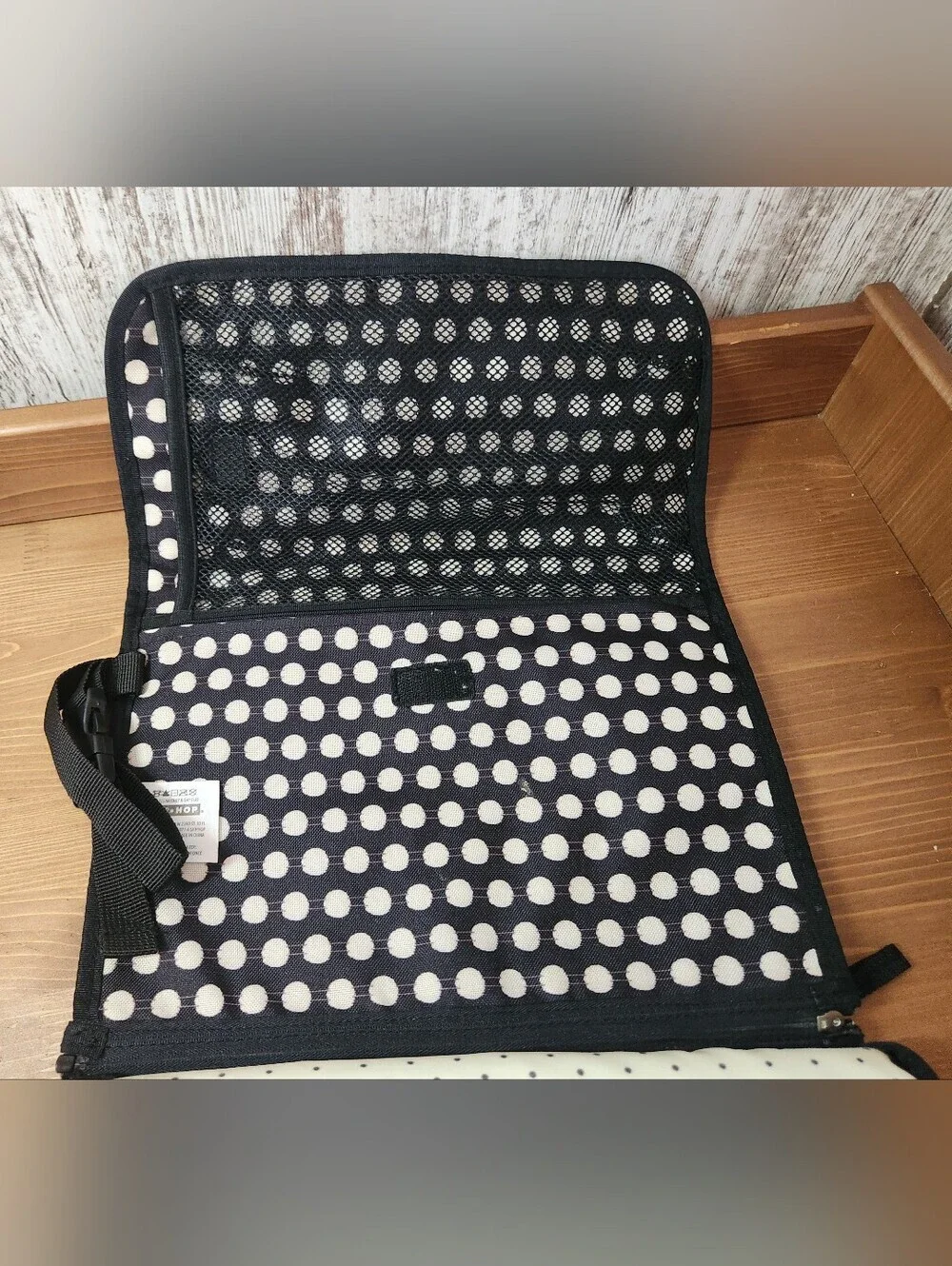 Skip Hop Pronto Baby Changing Station & Diaper Clutch Black Off White Polka Dot